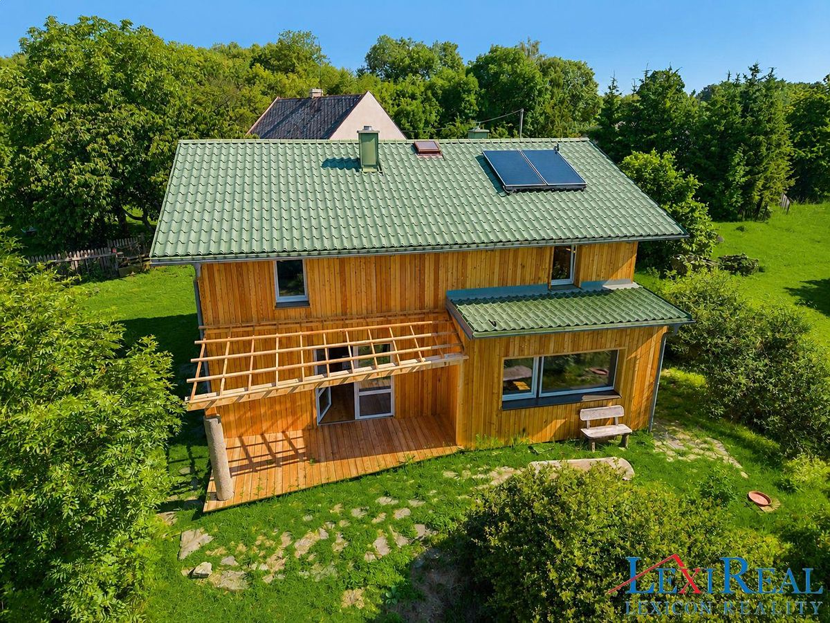 Prodej rodinného domu 140 m², pozemek 2200 m² – fotografie 2