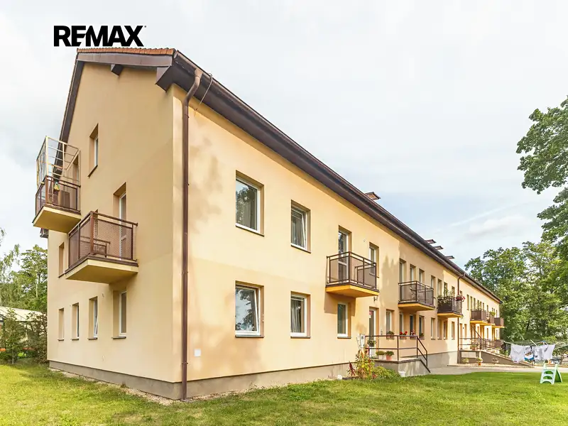 Pronájem bytu 1+1 48 m², Milovice – náhled fotky 3