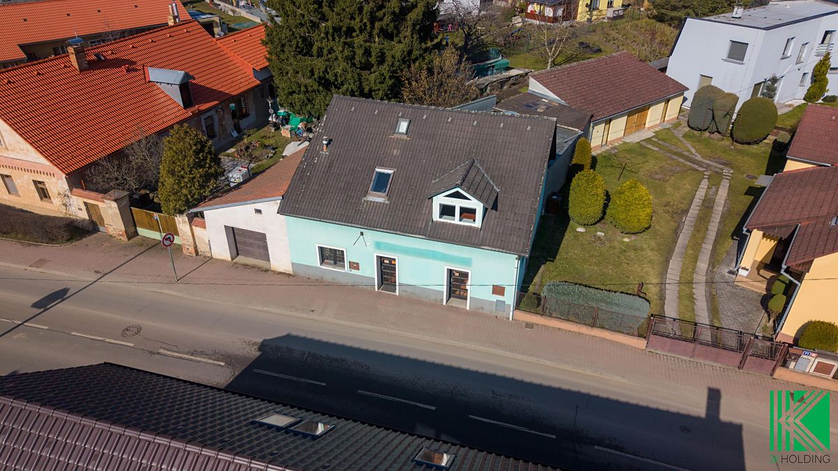 Prodej rodinného domu 182 m², pozemek 182 m² – fotografie 3