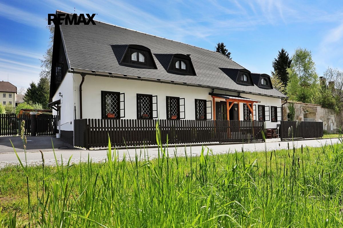Prodej ubytovacího zařízení 392 m², Volary – fotka 1 z 3