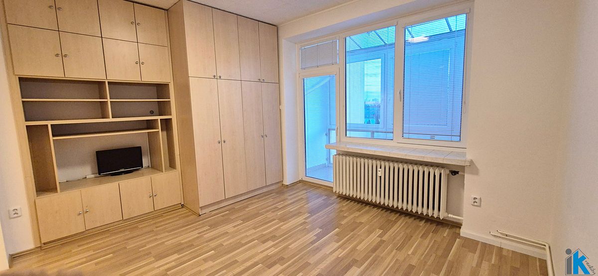 Pronájem bytu 3+kk 83 m² – fotografie 3