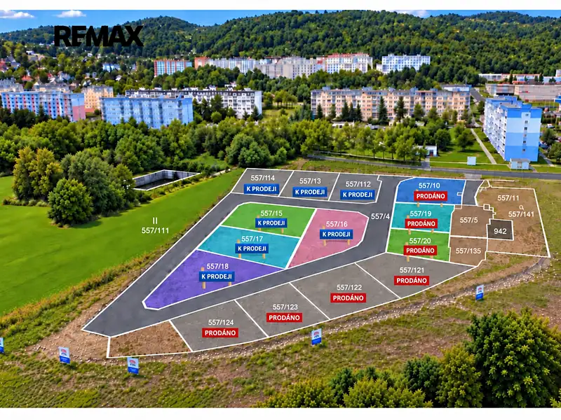 Prodej stavebního pozemku 901 m², Krupka – náhled fotky 2