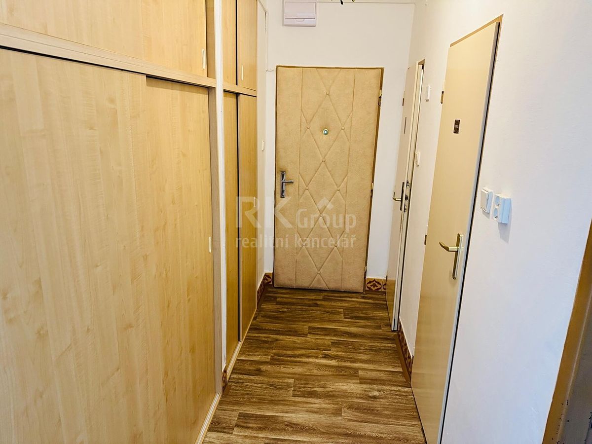 Pronájem bytu 2+1 50 m² – fotografie 3