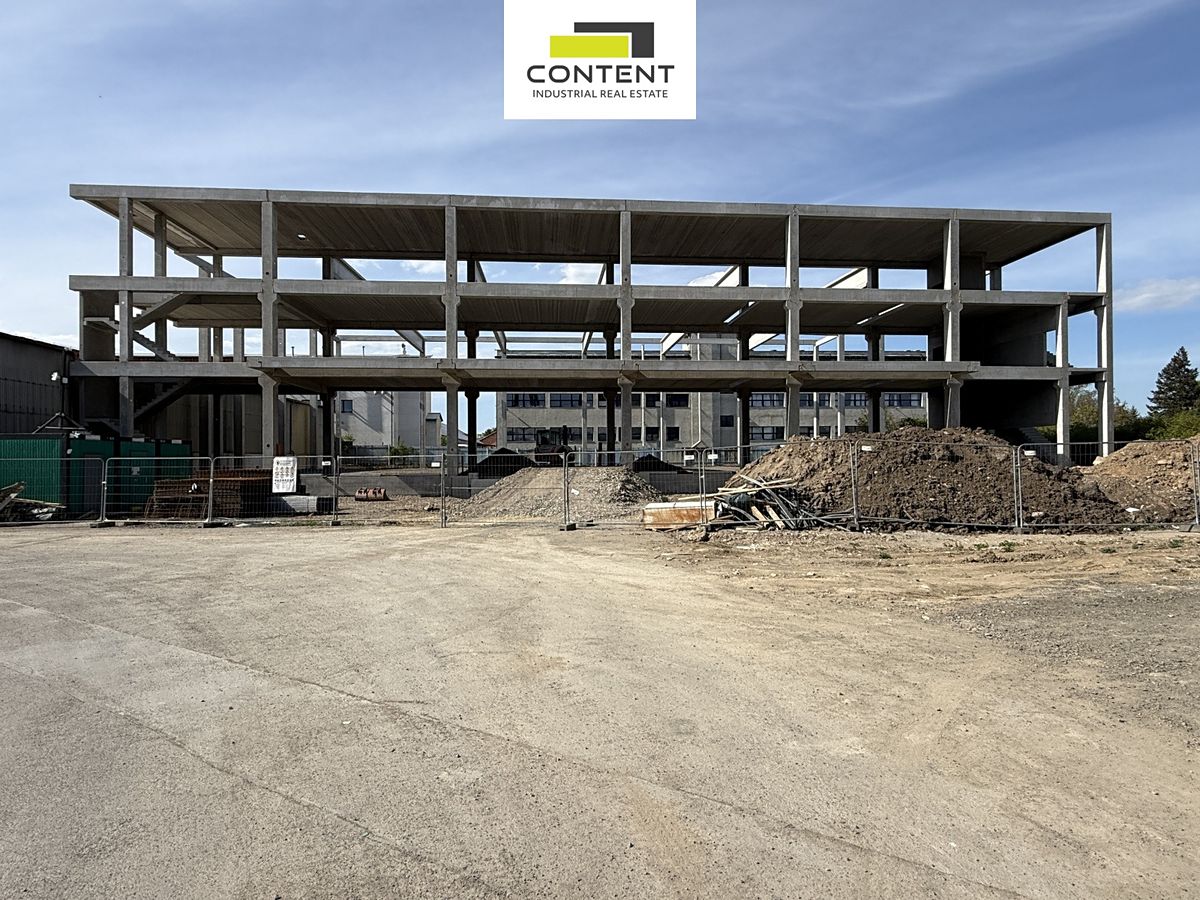 Pronájem skladového prostoru 1150 m² – fotografie 2