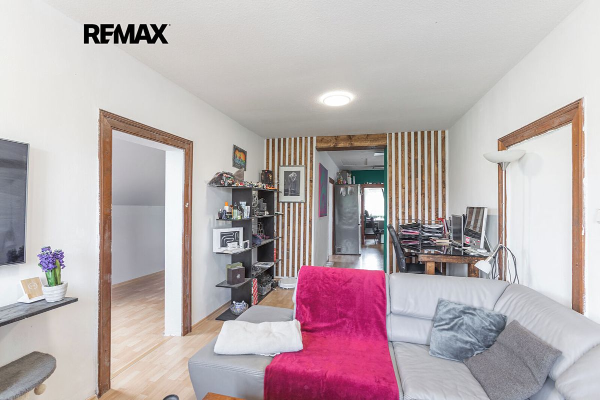 Pronájem bytu 4+kk 78 m² – fotografie 2