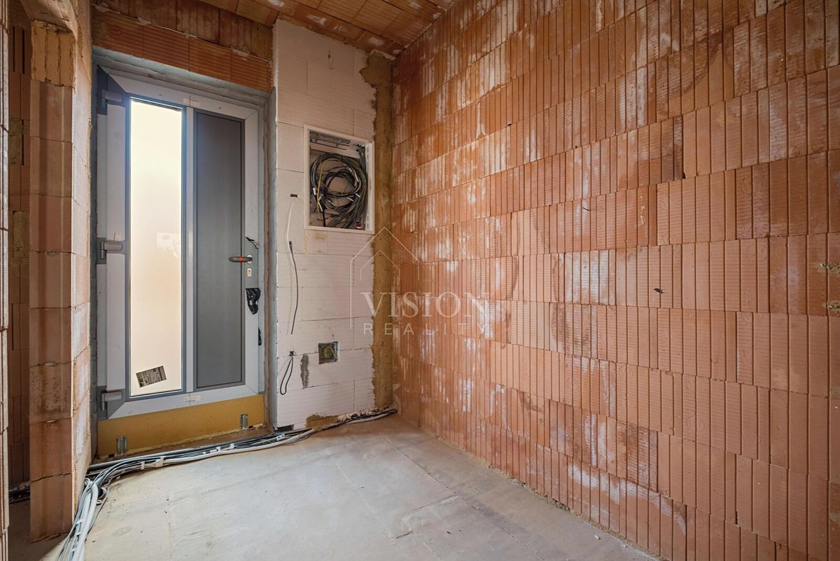 Prodej rodinného domu 152 m², pozemek 903 m² – fotografie 2