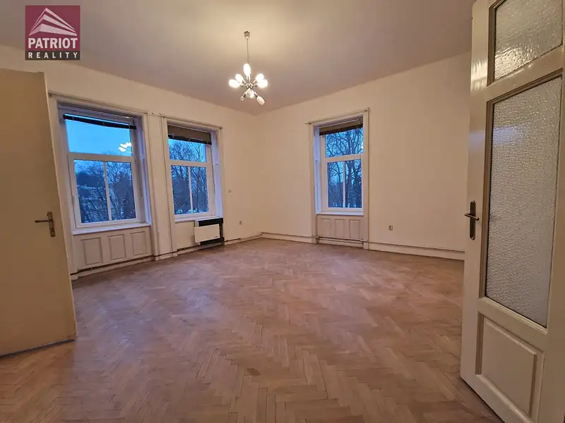 Pronájem bytu 4+1 134 m², Olomouc – náhled fotky 2