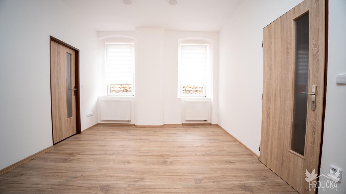 Pronájem bytu 2+kk 50 m² – fotografie 5