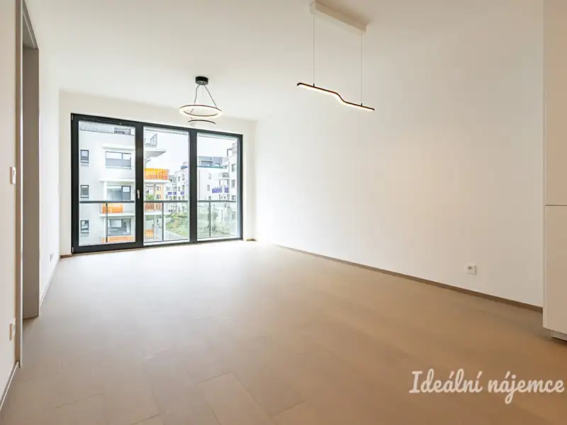 Pronájem bytu 2+kk 52 m², Praha – náhled fotky 1