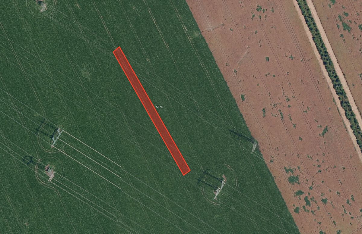Prodej pole 1876 m²