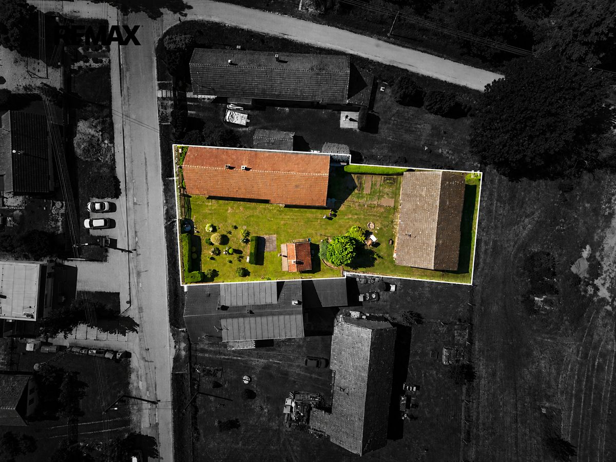 Prodej chalupy 138 m², pozemek 976 m² – fotografie 2