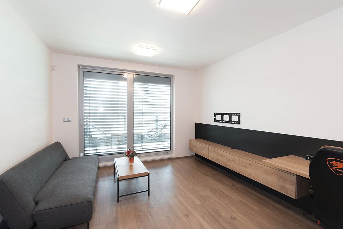 Pronájem bytu 2+kk 55 m² – fotografie 5