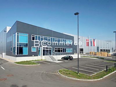 Pronájem skladového prostoru 2587 m²