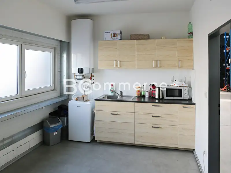 Pronájem skladového prostoru 640 m², Kuřim – náhled fotky 3