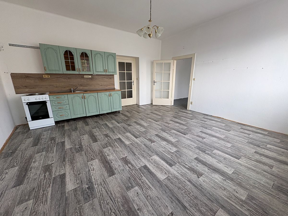 Pronájem bytu 3+kk 85 m²