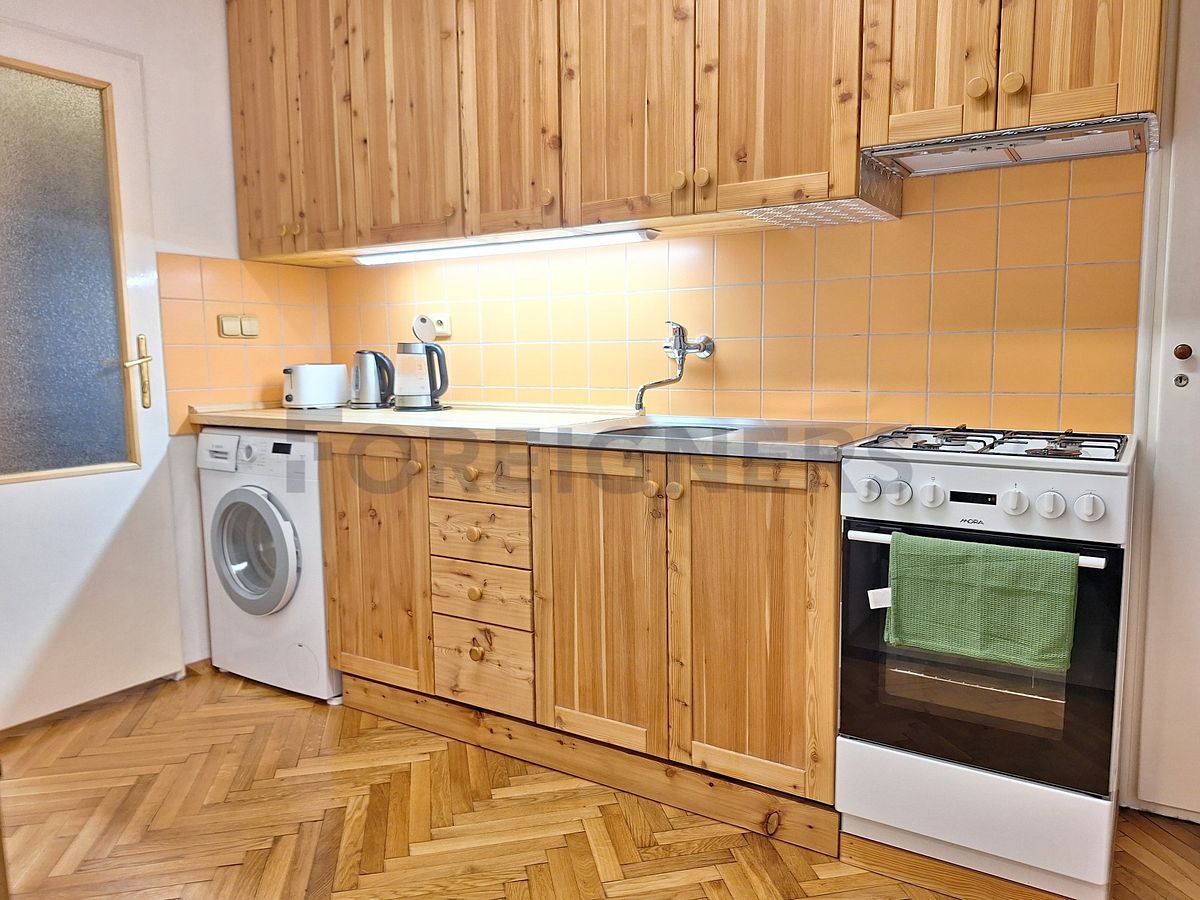 Pronájem bytu 2+1 72 m²