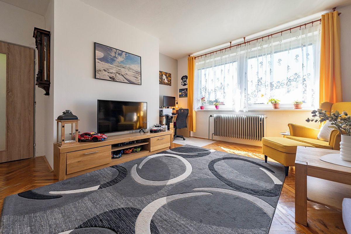Pronájem bytu 3+1 82 m² – fotografie 5