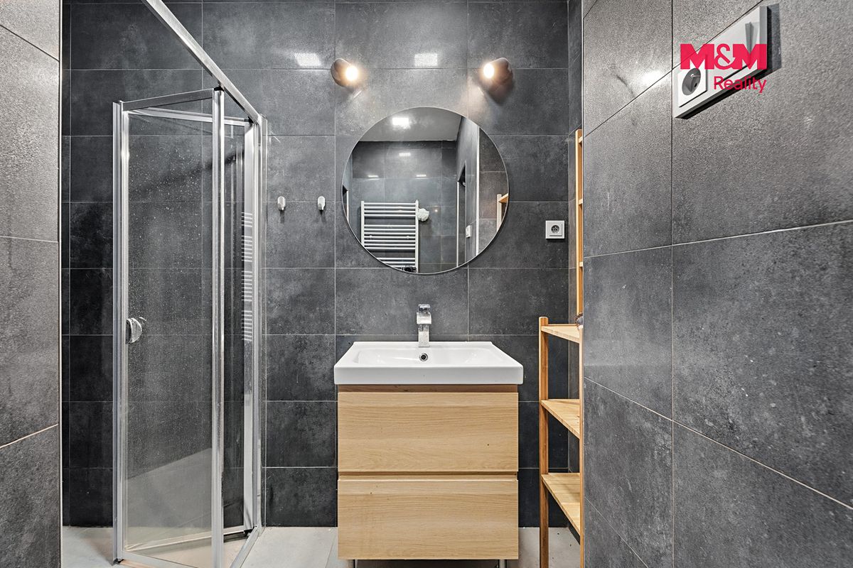 Prodej rodinného domu 177 m², pozemek 536 m² – fotografie 3