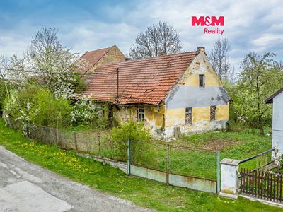Prodej rodinného domu 100 m², pozemek 2489 m²