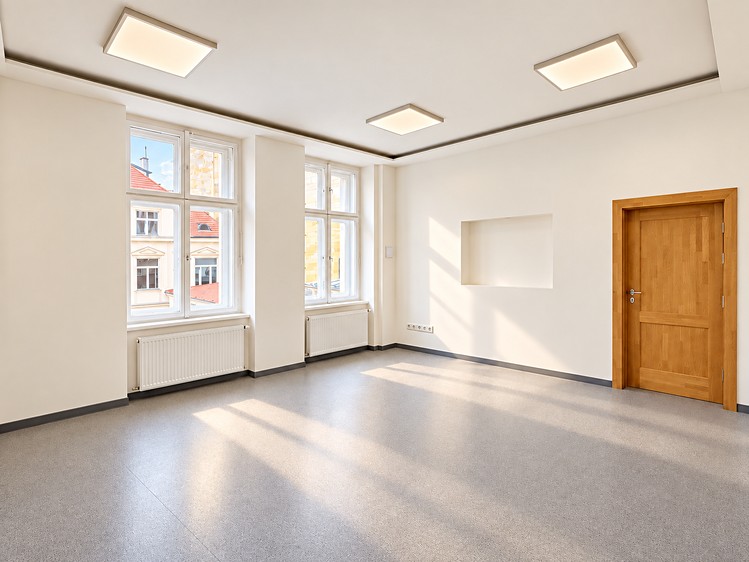 Комерційне приміщення в оренду, 109 м² (13 з 27)
