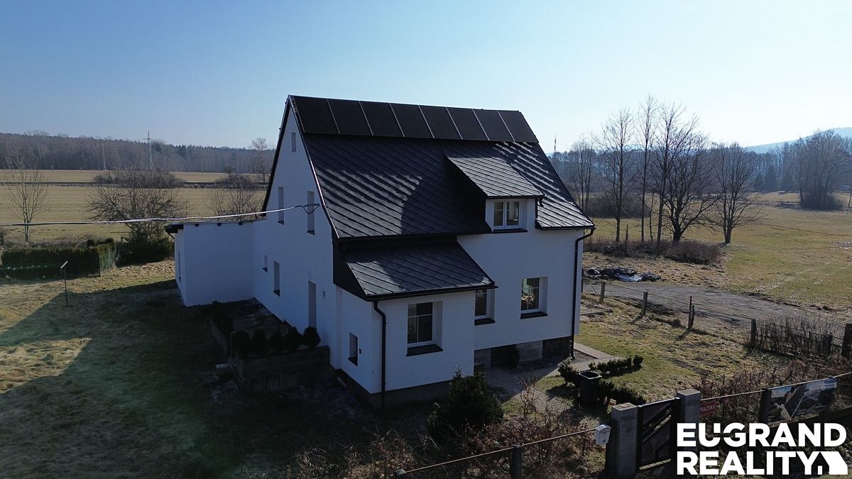 Prodej rodinného domu 155 m², pozemek 658 m² – fotografie 4