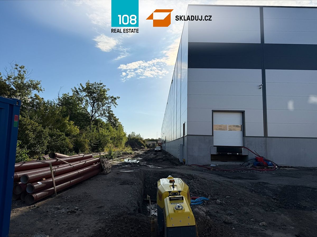 Pronájem skladového prostoru 2000 m²