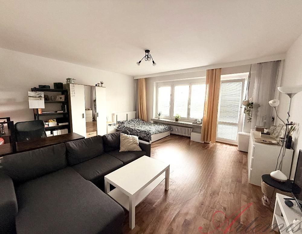 Pronájem bytu 1+1 52 m² – fotografie 2