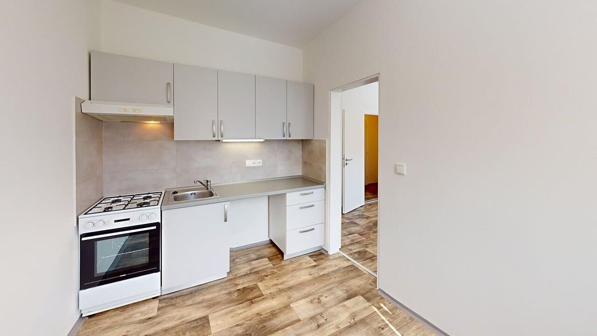 Prodej bytu 2+1 44 m² – fotografie 3