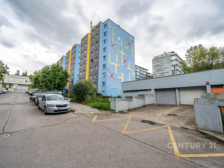 Pronájem bytu 2+kk, 41 m² (18 z 21)