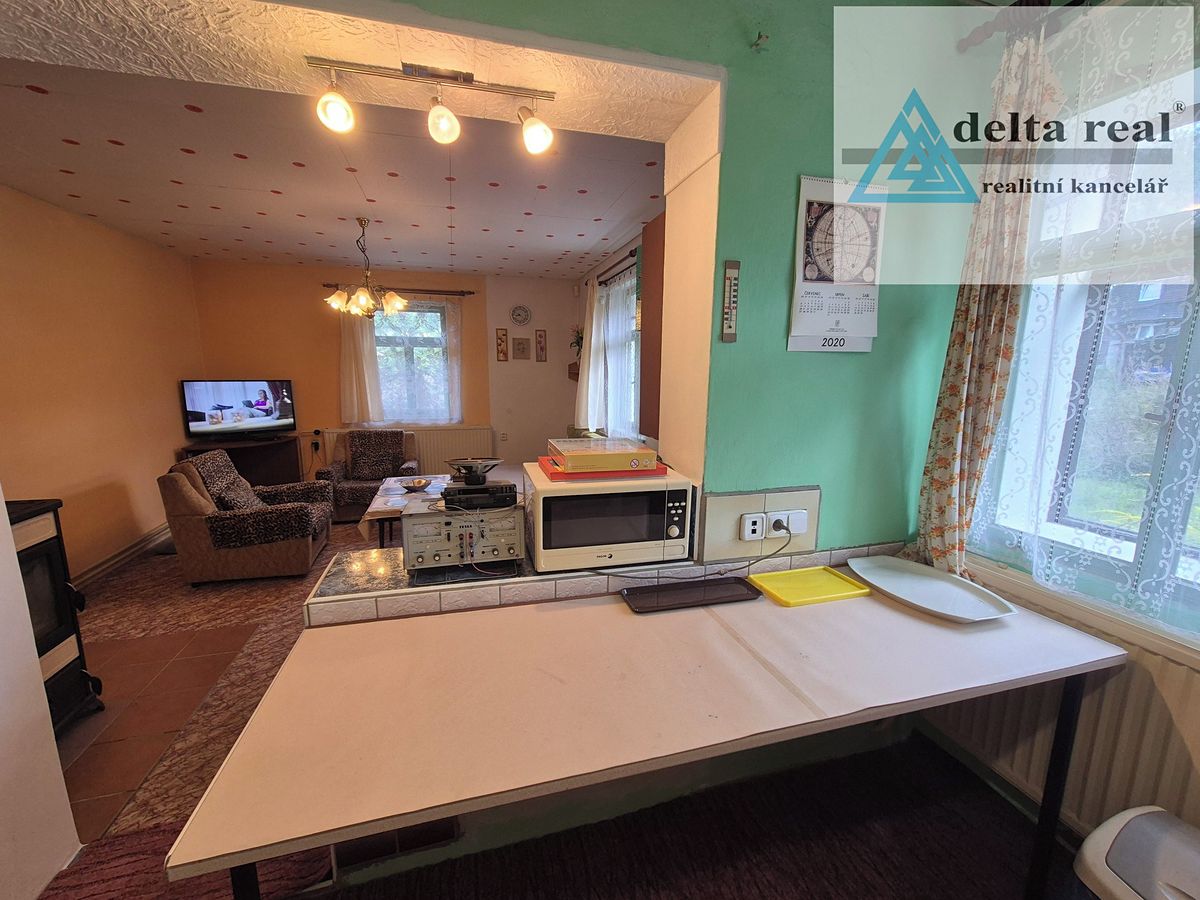 Prodej rodinného domu 90 m², pozemek 1008 m² – fotografie 5