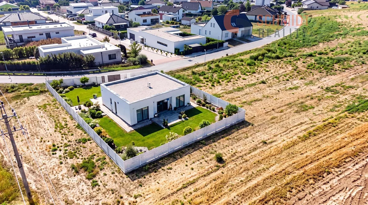 Prodej stavebního pozemku 1230 m²
