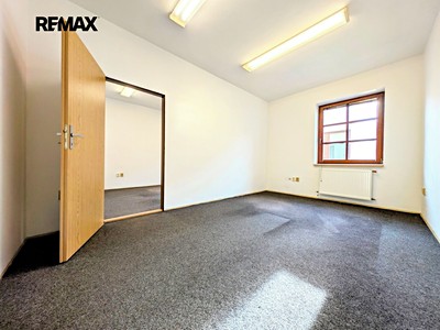 Pronájem komerčního prostoru, 20 m² (3 z 10)
