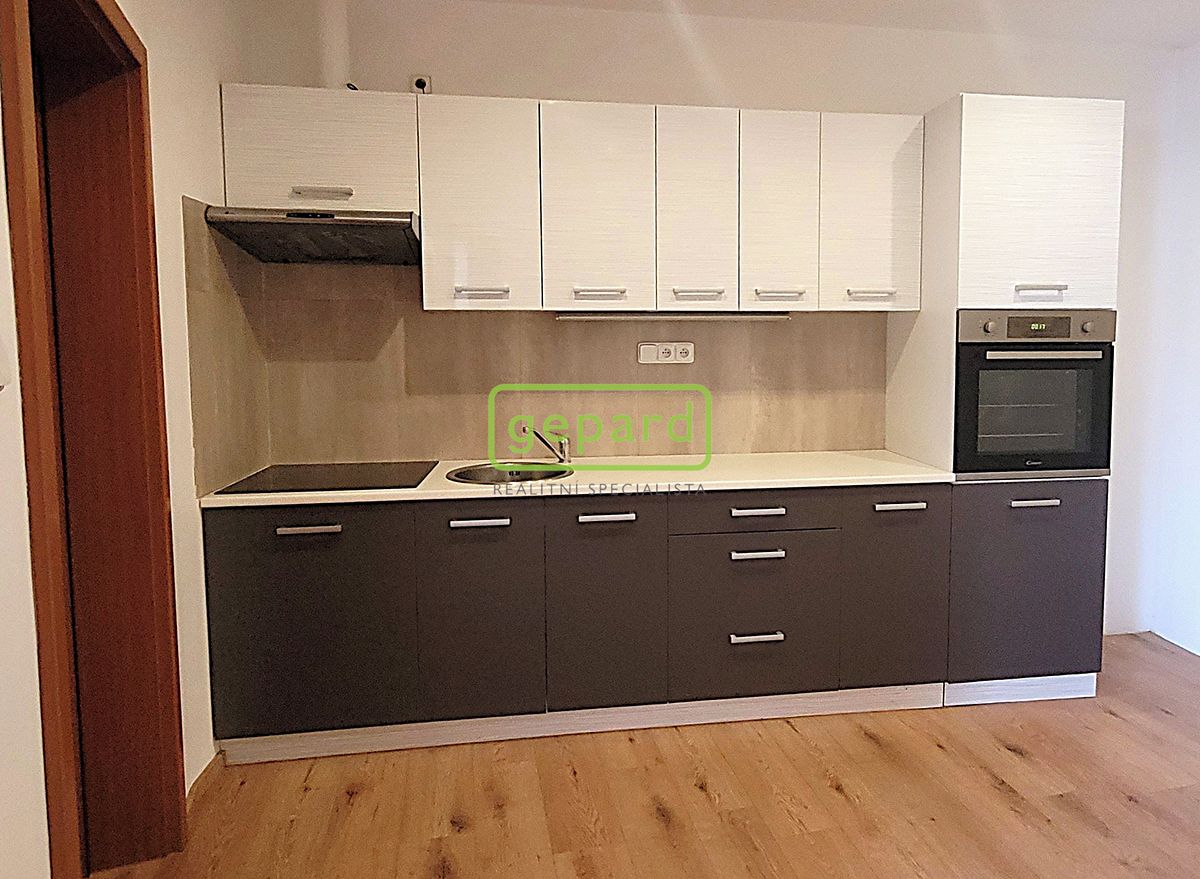 Pronájem bytu 2+1 66 m² – fotografie 2
