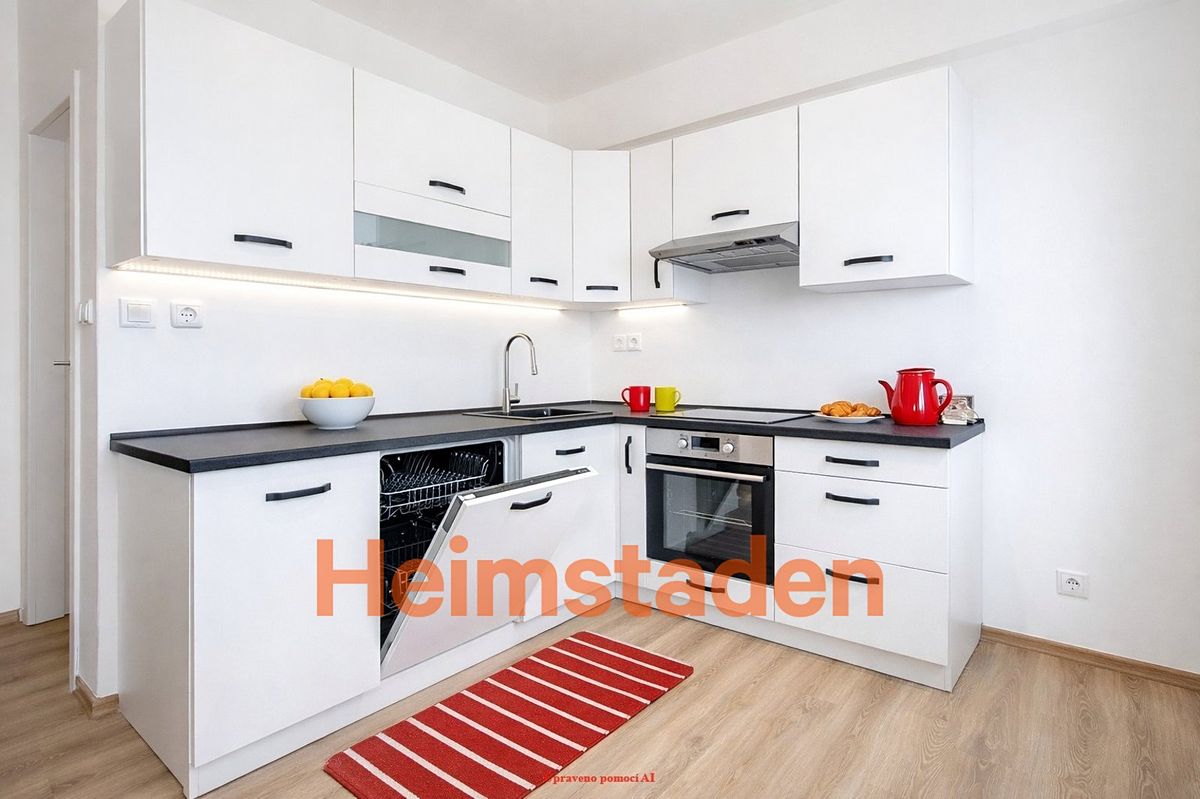 Pronájem bytu 3+1 72 m² – fotografie 2