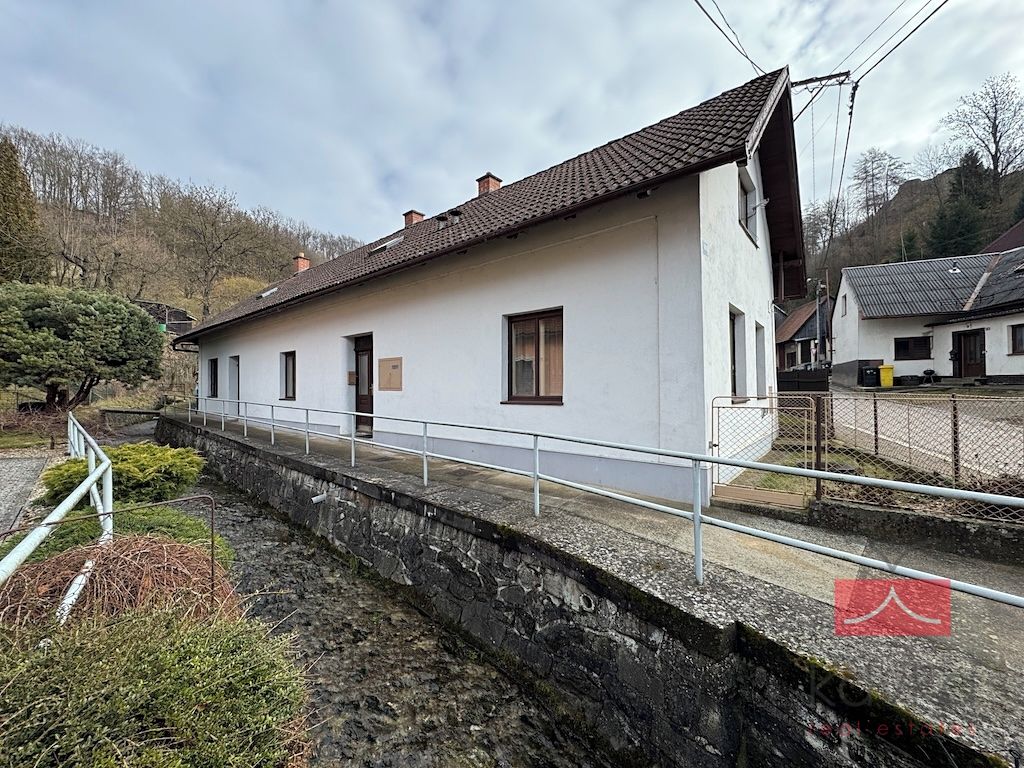 Prodej rodinného domu 95 m², pozemek 1031 m² – fotografie 5