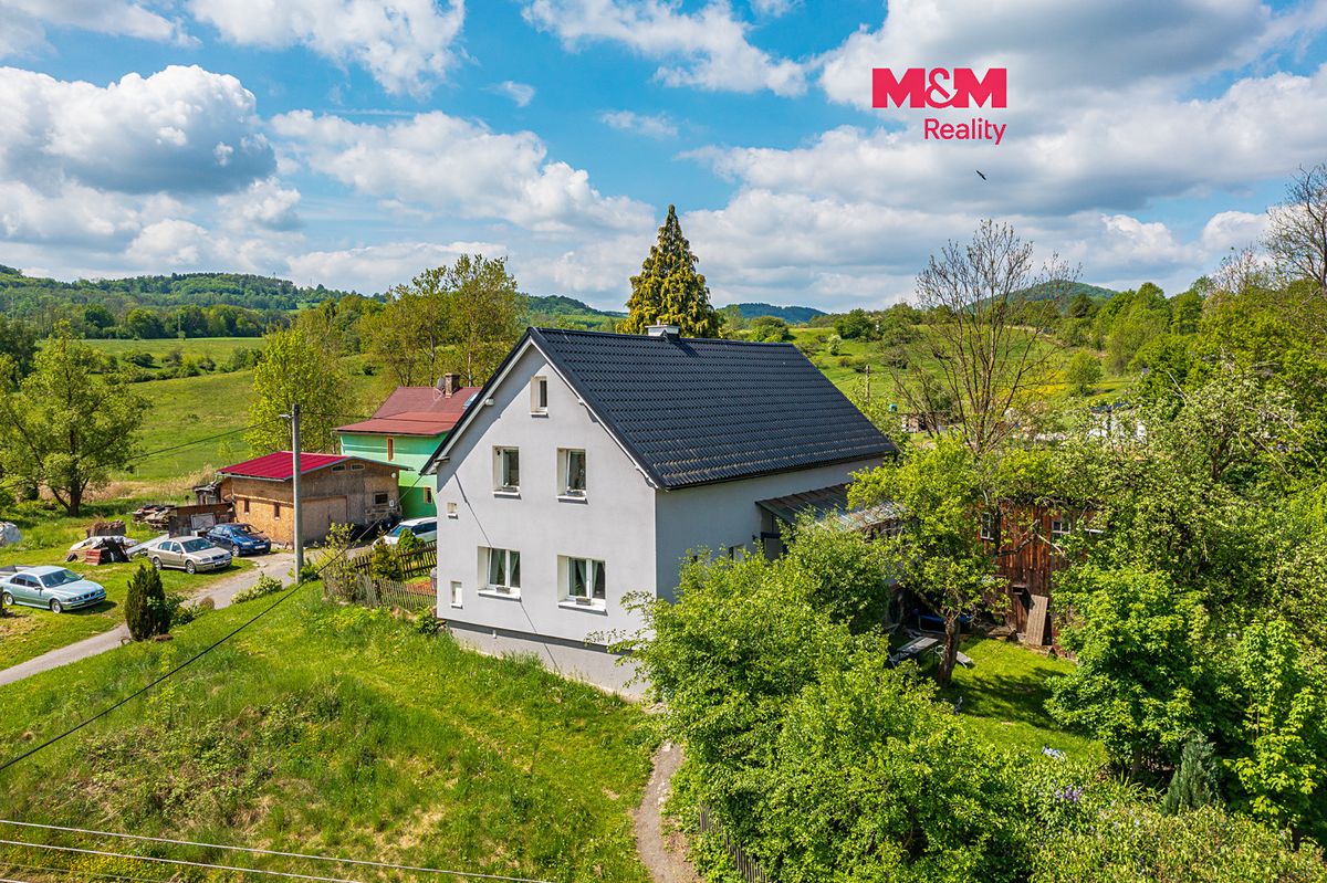 Prodej rodinného domu 154 m², pozemek 893 m²