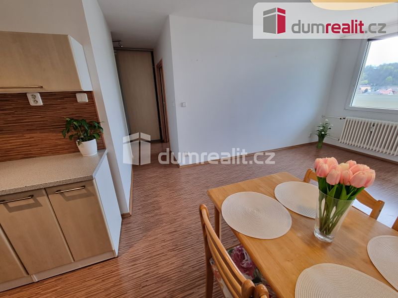 Pronájem bytu 2+kk 40 m² – fotografie 2