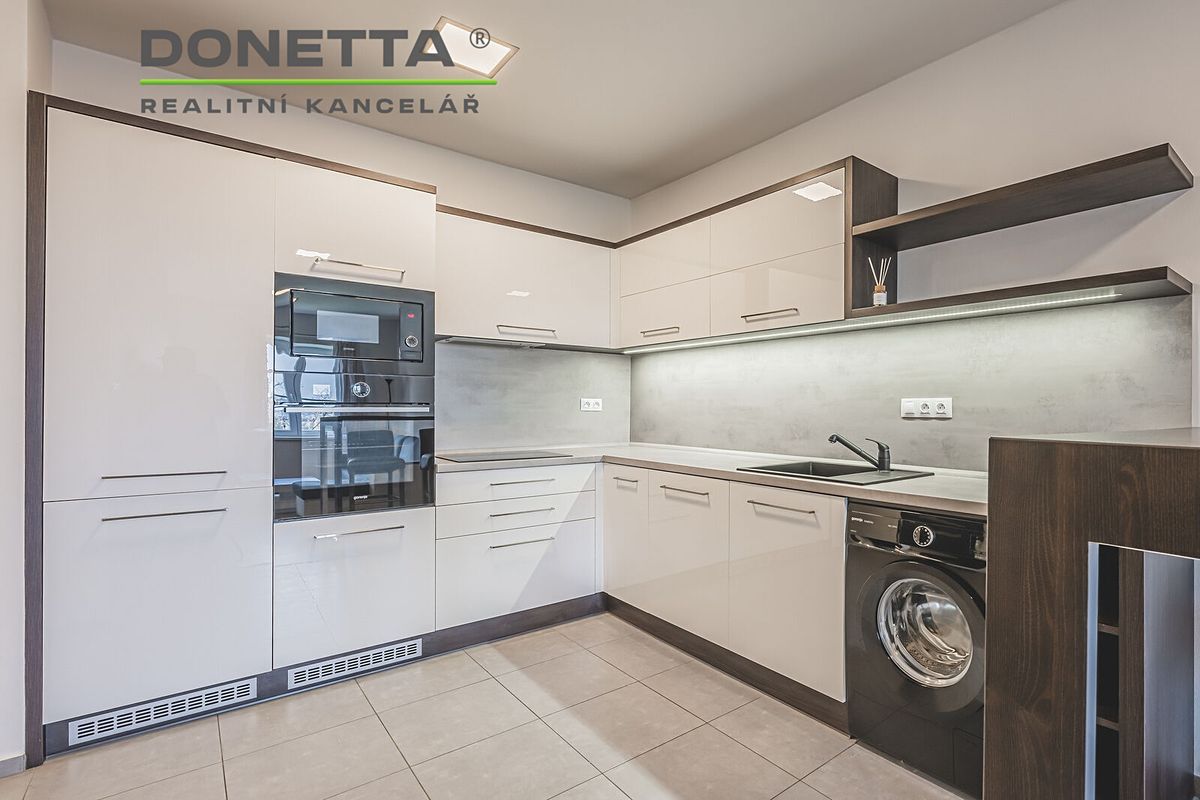 Pronájem bytu 2+kk 52 m²