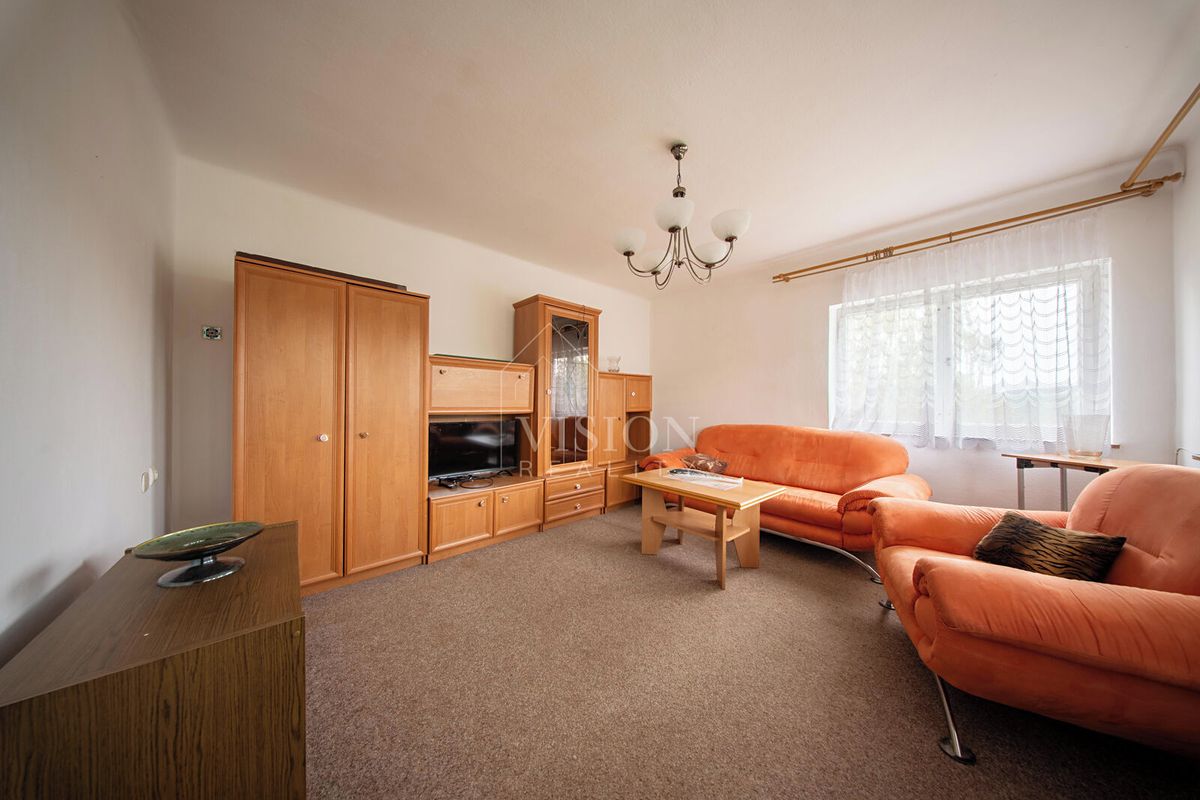 Pronájem bytu 2+1 52 m² – fotografie 2