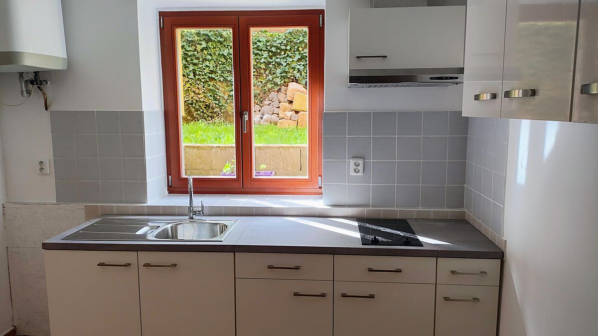 Pronájem bytu 1+1 34 m² – fotografie 4
