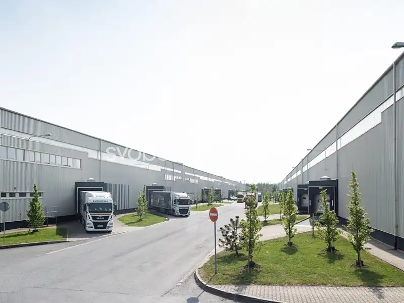 Pronájem skladového prostoru 1931 m², Kněževes – náhled fotky 1
