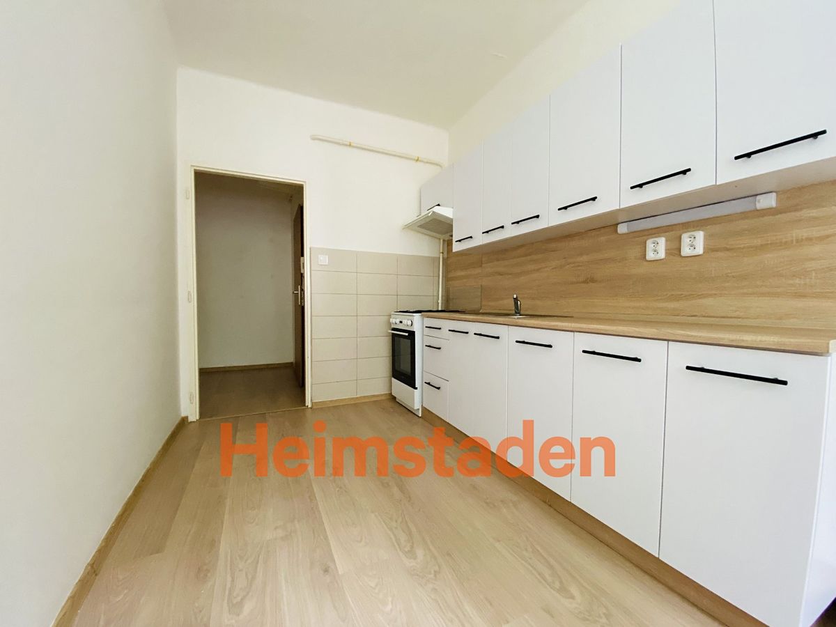 Pronájem bytu 2+1 56 m² – fotografie 4