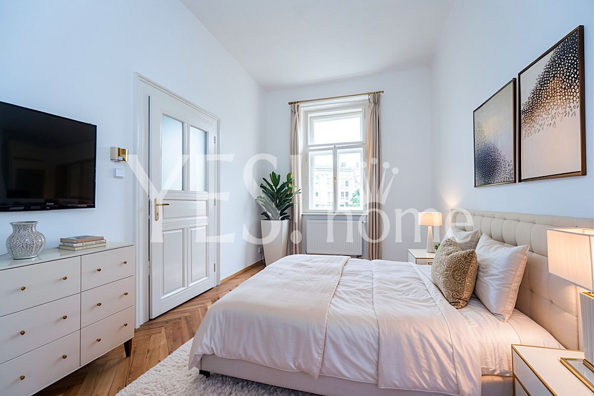 Pronájem bytu 2+kk 37 m² – fotografie 2