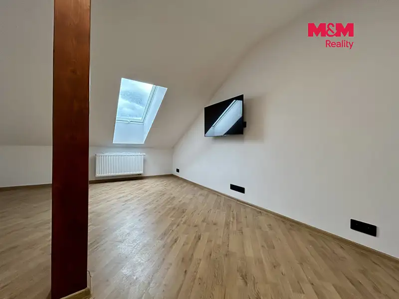 Pronájem bytu 1+kk 22 m², Klatovy – náhled fotky 3