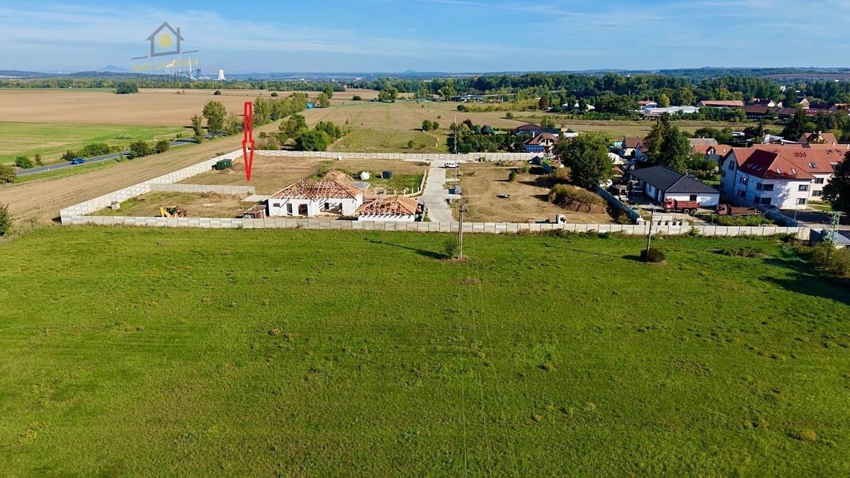 Prodej stavebního pozemku 1153 m² – fotografie 2