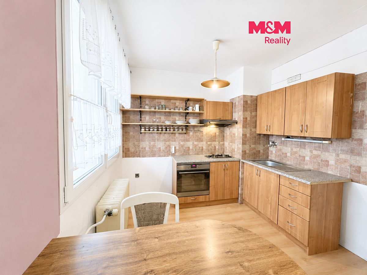 Pronájem bytu 1+1 42 m²