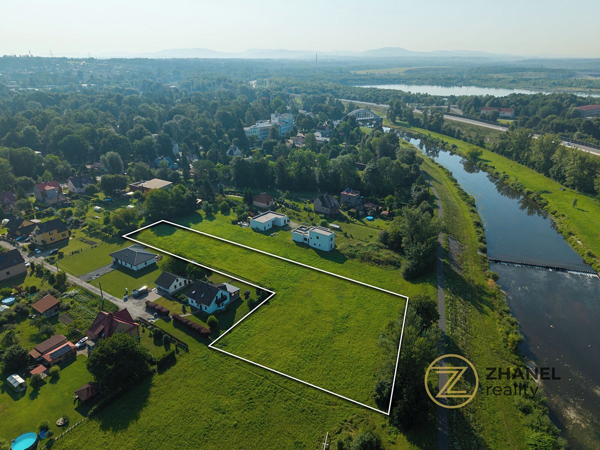 Prodej stavebního pozemku 4491 m² – fotografie 2
