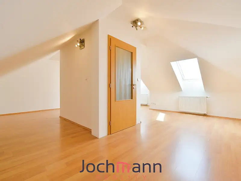 Pronájem bytu 3+kk 109 m², České Budějovice – náhled fotky 2