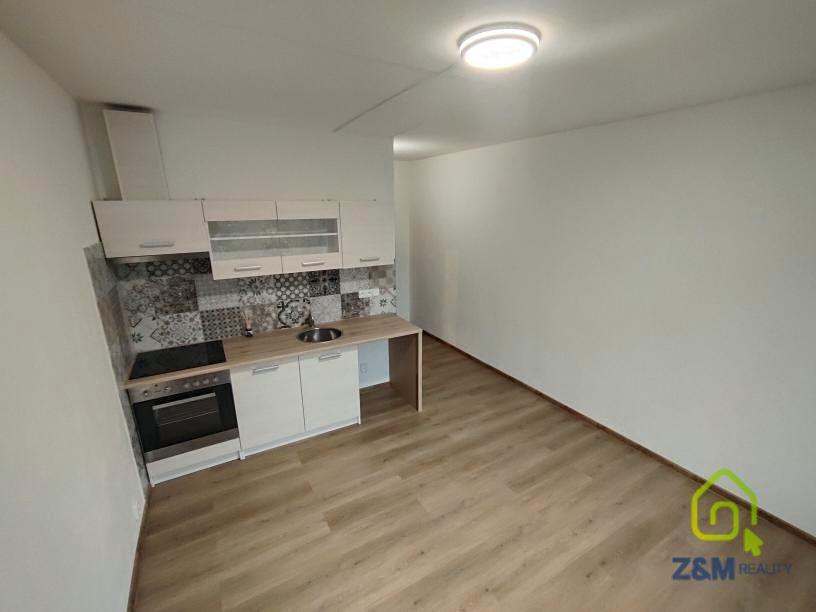 Pronájem bytu 1+kk 20 m² – fotografie 2