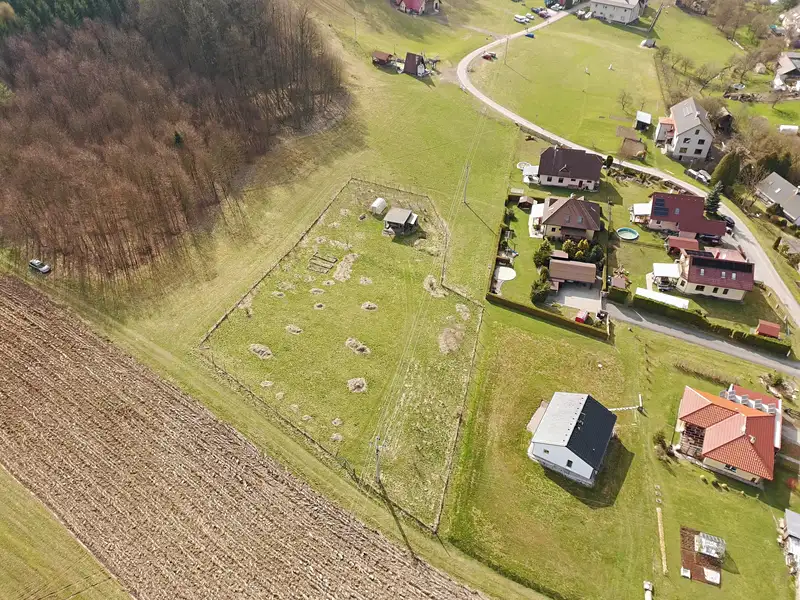 Prodej stavebního pozemku 3224 m², Dlouhoňovice – náhled fotky 2